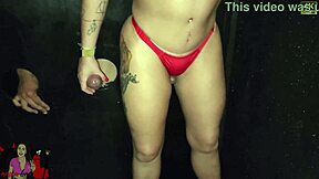sendo fodida por desconhecido no glory hole sem camisinha ganhei leitinho na boca