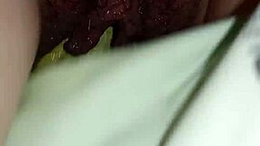 mignotta in calore flashes and squirts