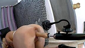 does the anal machine really stretch her that wide