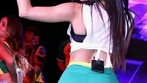anitta looks hot on beach
