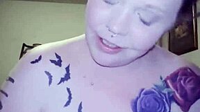 Roxy loves sucking cock