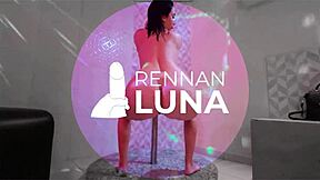 a espetacular gabbie luna mostrando como uma puta deve tomar gostoso no cuzinho