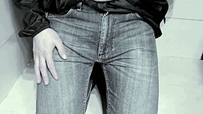 amateur pees in jeans while on toilet