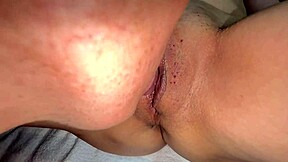 amateur shows pink pussy after losing virginity