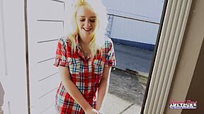Curvy blonde annie archer drills pink toys inside her wet hairy pussy