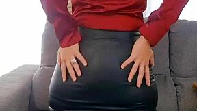 hey do you like my big ass in this leather skirt