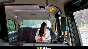 Milf pays for taxi with her pussy - lucka lucky cherry