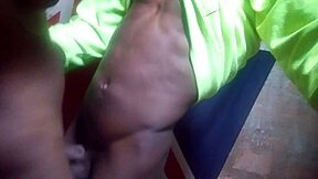 amateur big ass reaches orgasm from deep stranger fuck