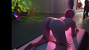 voyeur gallery of public outdoor scenes