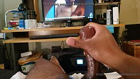 Masturbating to bisexual sex and cumshots on my page