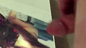 Jerking off to Amberly II 😏