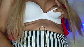 travesti hermosa y maquillada
