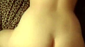 Blonde with big boobs and tits 😍