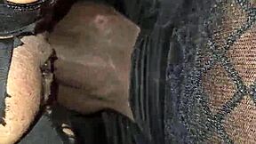 Angelg In Lingerie Allows Intimate Oral Exploration