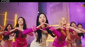 Wadada by Kep1er is an exciting gay-themed performance