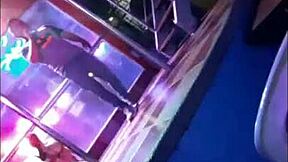 Watch That Big Ass Dance!