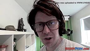 Amateur tricked into giving blowjob to nerd