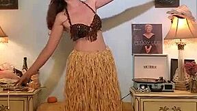 Dainty Rascal dances with body positivity and confidence