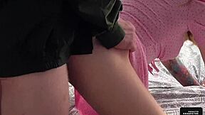 Barátom felnőtt lánya hagyja, hogy doggystyle-ban baszzam?