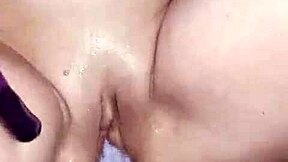 Velvet rain on the edge and squirts with huge toy