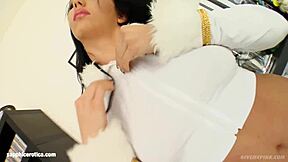 Chiara ciss enjoys a solo fingering session