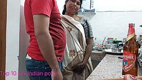 Mamma matrigna del villaggio scopata duro in porno hindi