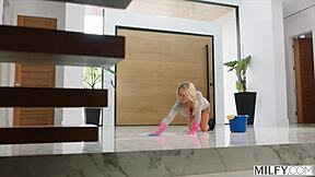 milfy voluptuous mom heidi cleans up her stepsons dirty freind