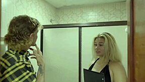 Real Estate Agent Fucks His Client Hard, OMG! 😲