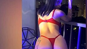 comendo a novinha tarada na varanda do prédio até gozar