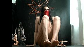 Intense Barefeet Whore Feet Fetish Action