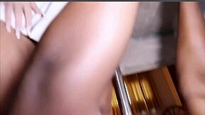 safada deu pro cara da recep��o e ganhou leite dentro