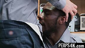 ऑफिसर ने चोरी पर ट्विंक को चुदाई से सजा दी