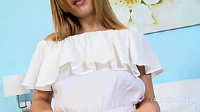 RUSSIAN BLONDE BEAUTY MASTURBATE WITH SWEET CANDY