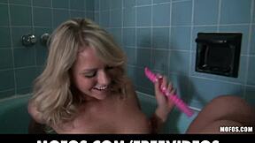 Stunning sexy blonde amateur chats while masturbating in her bathroom