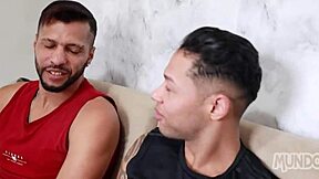 Subi na moto e na pica do meu amigo