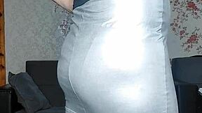 White sissy crossdresser shows off big ass while riding in girly style