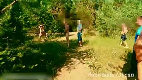 زبت رجل توصيل لطيف بينما الزوج بعيد. مذكرات جنس زوجة.