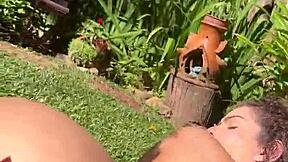 i'm the hot black girl tryin to give dani advice but we end up fuckin