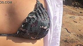 Linda novinha observed having sex publicly on beach rocks