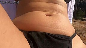 Linda novinha observed having sex publicly on beach rocks