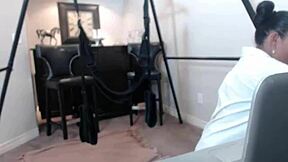 What a solo show! Maxine X slaps her big ass