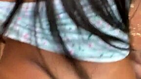 Young latina fucks in favela behind wall