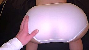 تمني الصباح للابن الزوجي يؤدي لشفط من حماة ناضجة