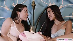 Asian teen 18+ scissoring with brunette best friend in shaved lesbian fun.