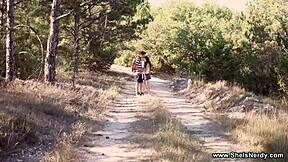 Bloom Lambie feels intense pleasure in nerdy fuck