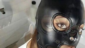 She sucks my cock in the bathtub