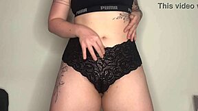 Amateur with a big pussy showing off her cameltoe fetish