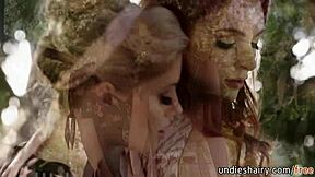 I seduce blonde friend and lick her bush outdoors