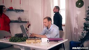 Ultra slutty milf aletta ocean in xmas double penetration