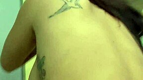 Mofozo Com - 19 Year Old Amateur Gets A Big Load Of Cum On Her Tits